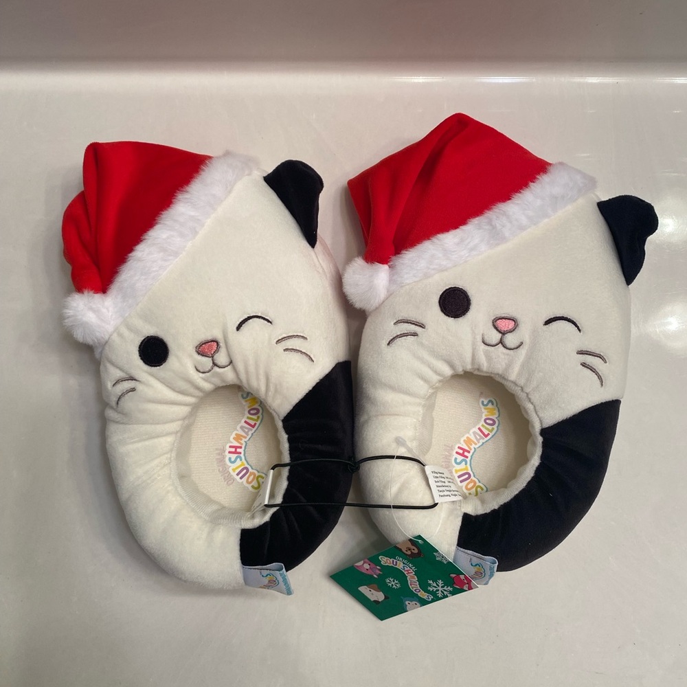 Squishmallows slippers size 2/3